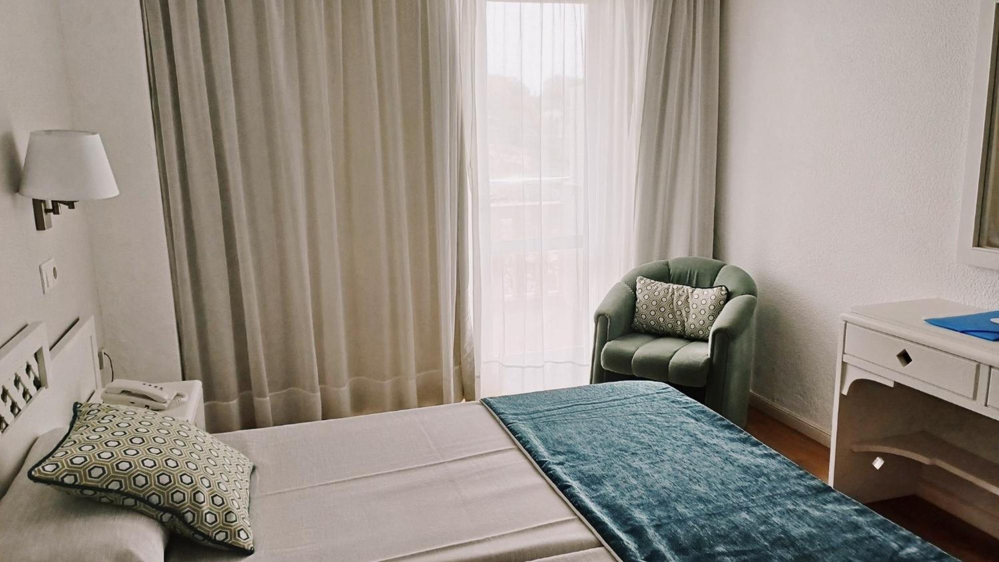 Hotel Pinos Playa Santanyí Zewnętrze zdjęcie