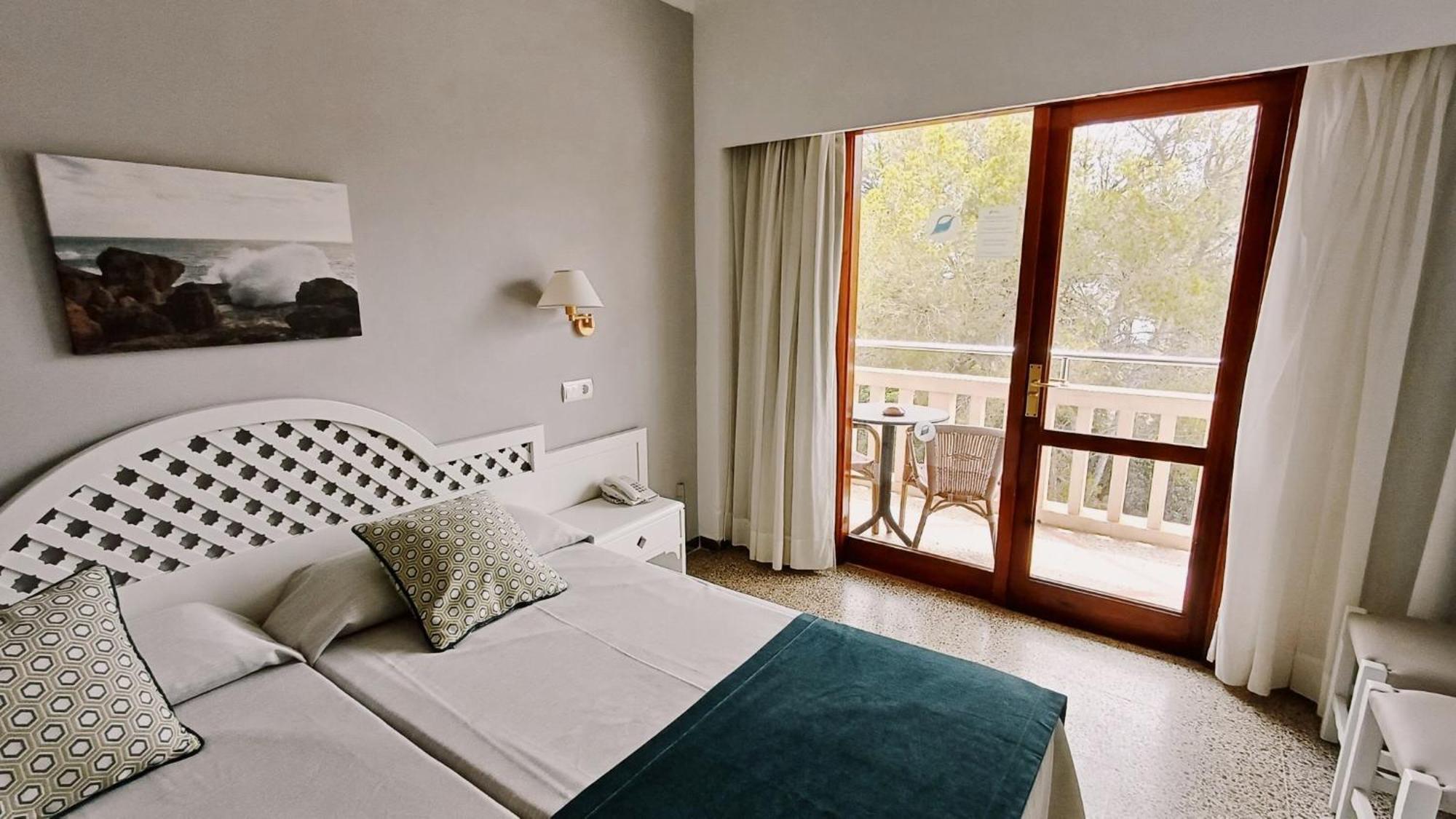 Hotel Pinos Playa Santanyí Zewnętrze zdjęcie