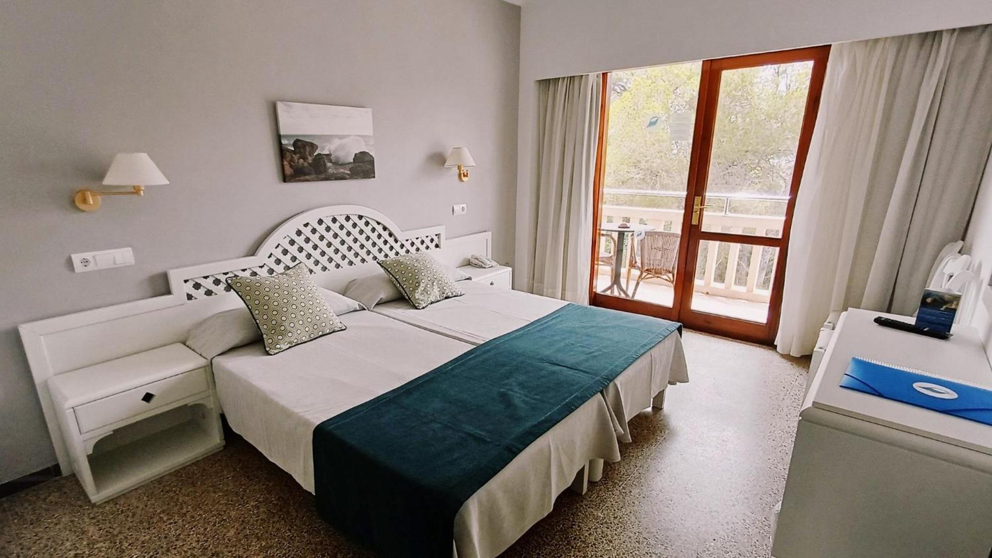 Hotel Pinos Playa Santanyí Zewnętrze zdjęcie